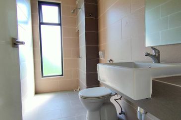 Crescent Park Townvilla