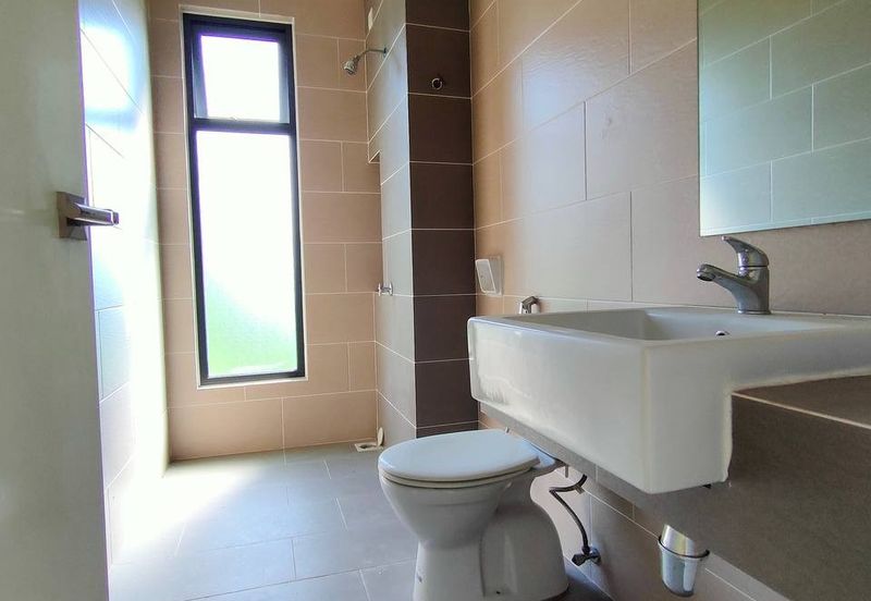 Crescent Park Townvilla