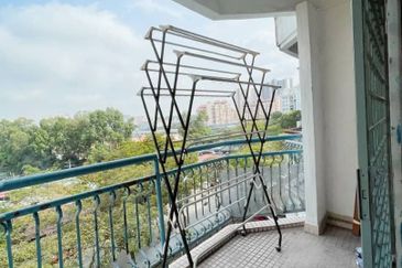 Tasik Heights Apartment