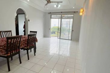 Tasik Heights Apartment