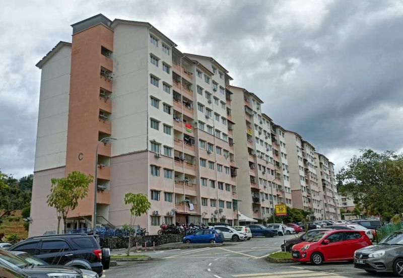 Sri Hijauan, Ukay Perdana