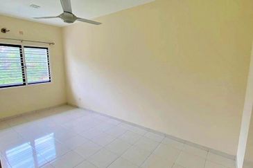 Laman Delfina @ Nilai Impian