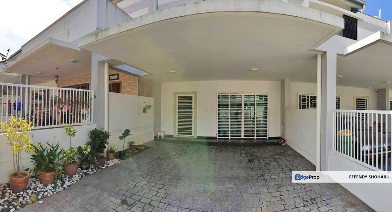 LAMAN DELFINA NILAI IMPIAN TERRACE, Negeri Sembilan, Nilai