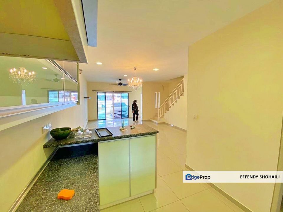 LAMAN DELFINA NILAI IMPIAN TERRACE, Negeri Sembilan, Nilai