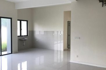 Hemingway Residence @ Bandar Seri Coalfields