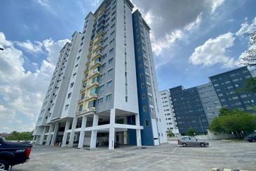 The Residence 1 @ Tiara South