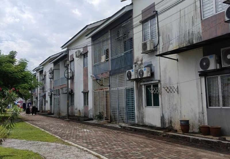 Lake Residence, Taman Putra Perdana