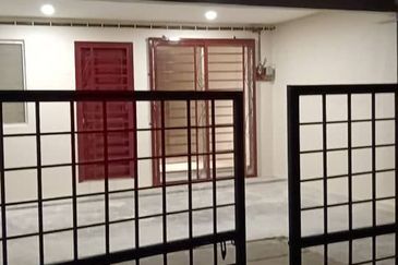 Jalan SP 8 @ Bandar Saujana Putra