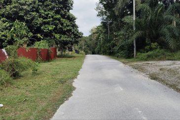 Kampung Sungai Pening