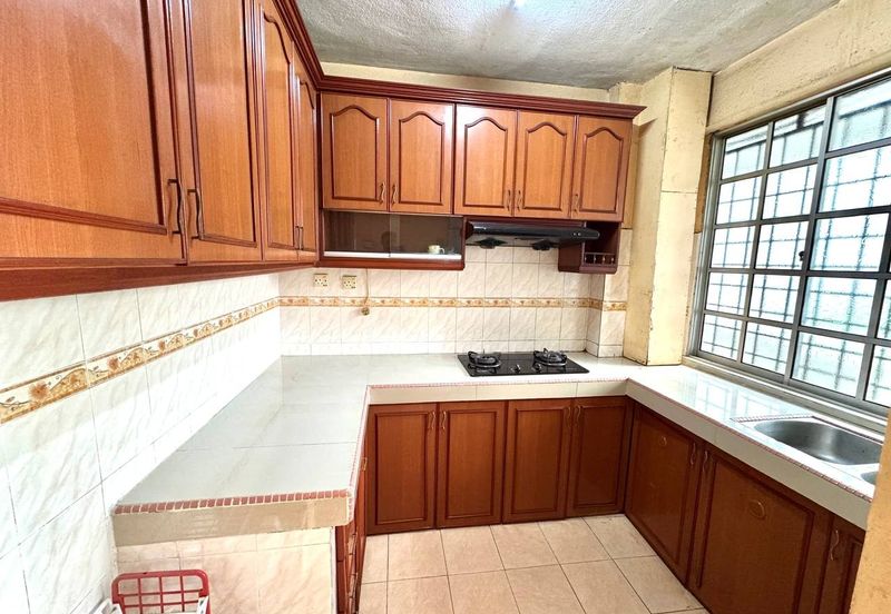 Flat PKNS, Kampung Kerinchi