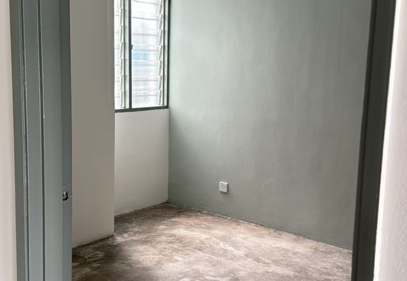 Bolton Industrial Park