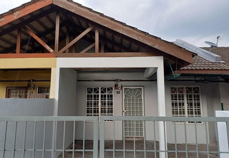 Bolton Industrial Park