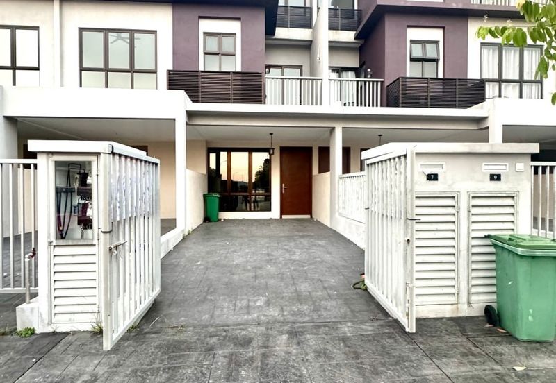 The Strata @ Bandar Puteri Bangi