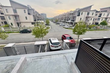 The Strata @ Bandar Puteri Bangi