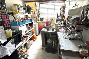 Menara Jade (Jade Tower), Taman Bukit Indah