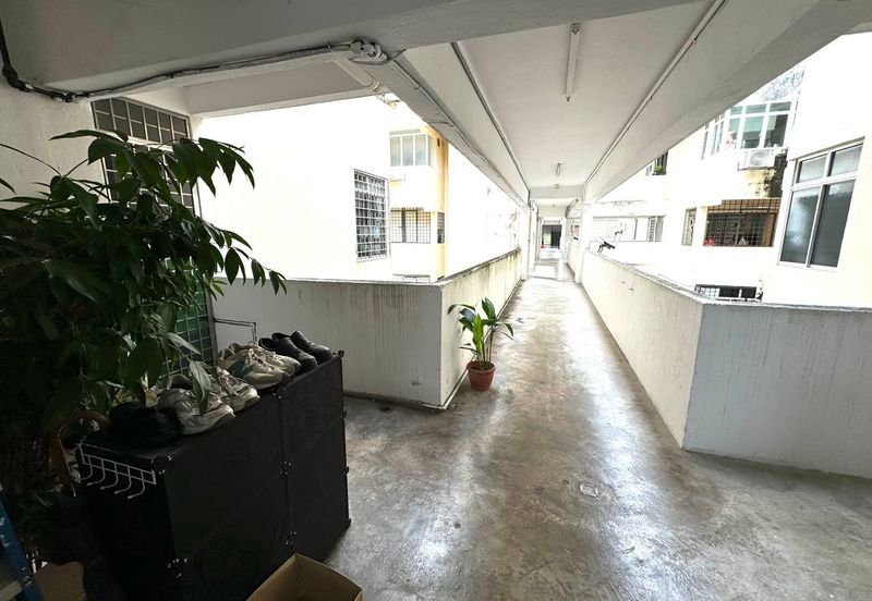 Menara Jade (Jade Tower), Taman Bukit Indah