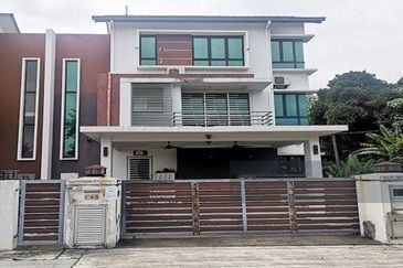 Pinggiran Sungai Buloh