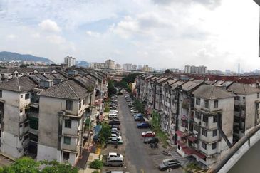 Ayers Tower @ Taman Kosas