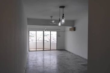 Ayers Tower @ Taman Kosas