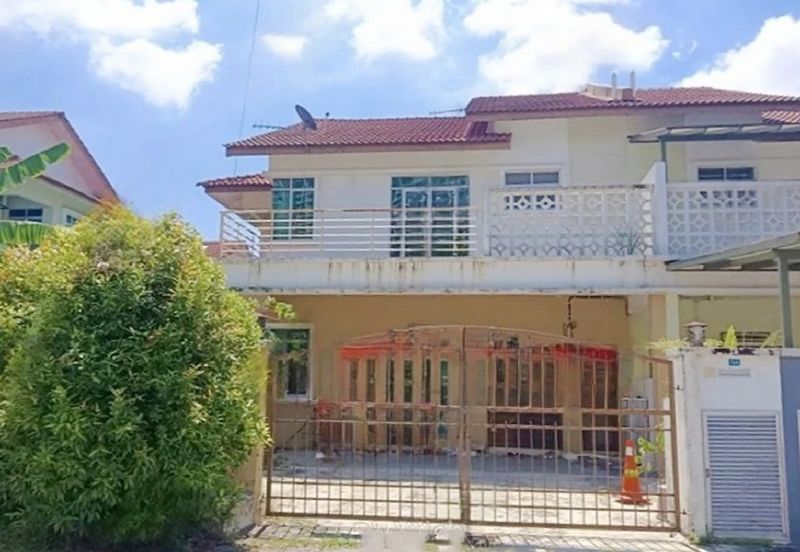 Taman Anggerik Villa