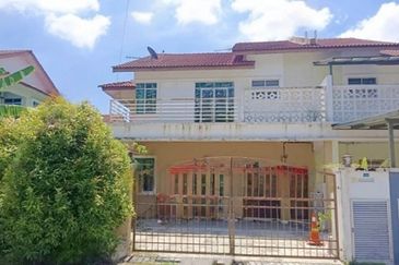 Taman Anggerik Villa