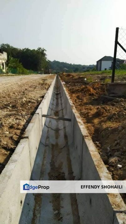 SUNGAI PLONG SUNGAI BULOH BANGLO LOT, Selangor, Sungai Buloh