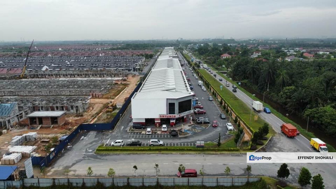 SHAH ALAM JALAN KEBUN TANAH INDUSTRI, Selangor, Shah Alam
