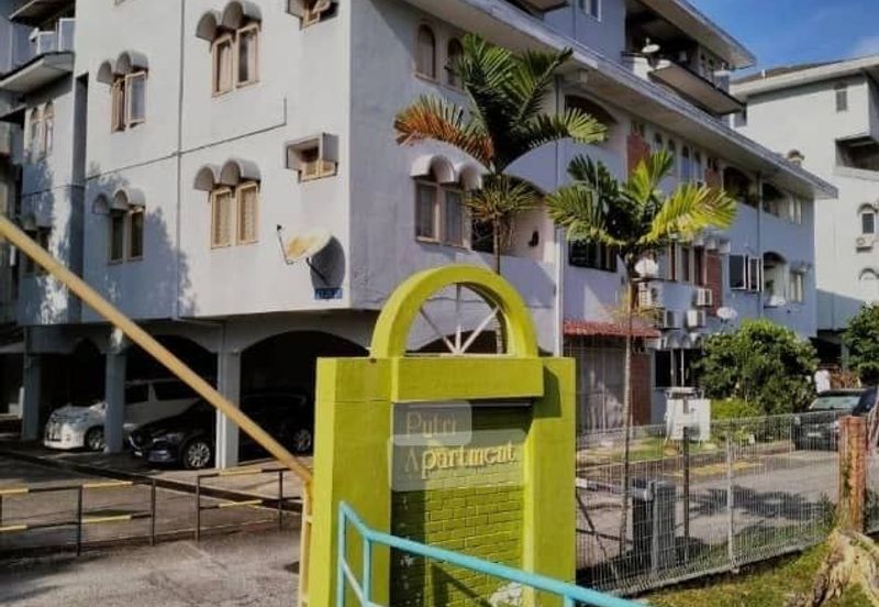 Putri Apartment