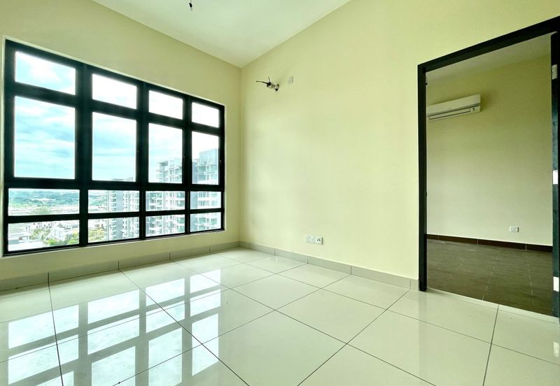 Aura Residence @ Precint 8