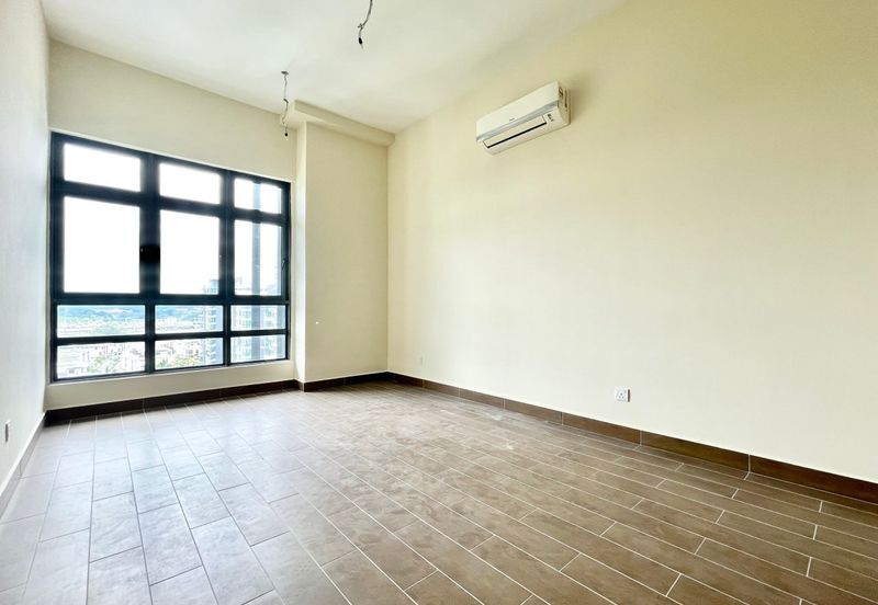 Aura Residence @ Precint 8