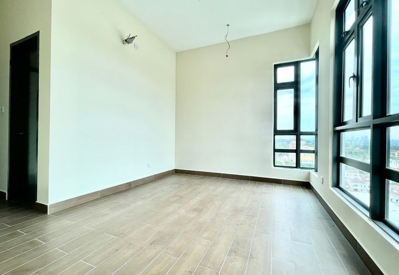 Aura Residence @ Precint 8