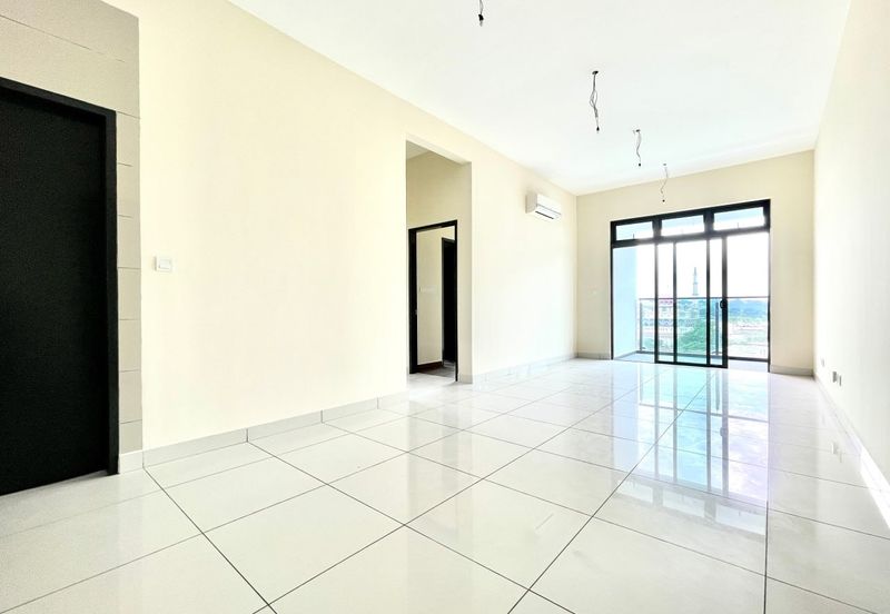 Aura Residence @ Precint 8