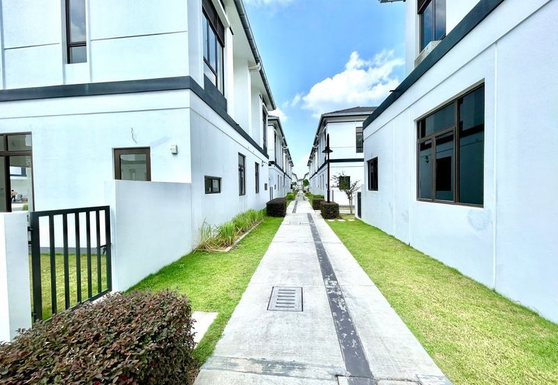 Regent Garden  @ Eco Grandeur