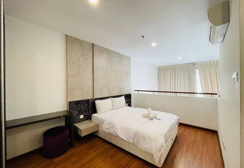 I Residence @ I City