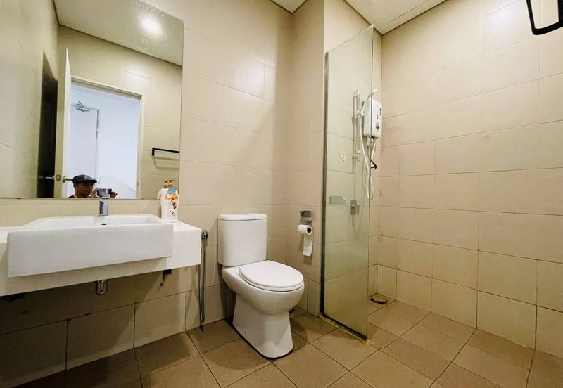 I Residence @ I City