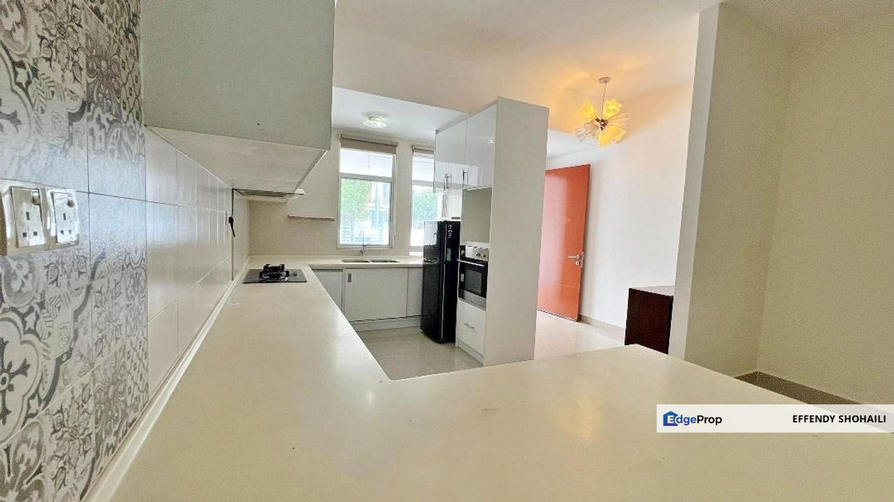 TAMAN TASIK PRIMA TOWNHOUSE PUCHONG, Selangor, Puchong