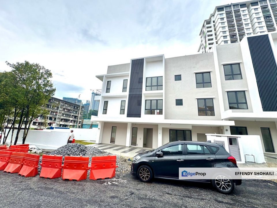 TAMAN NAGA EMAS SALAK SOUTH TERRACE, Kuala Lumpur, Salak Selatan