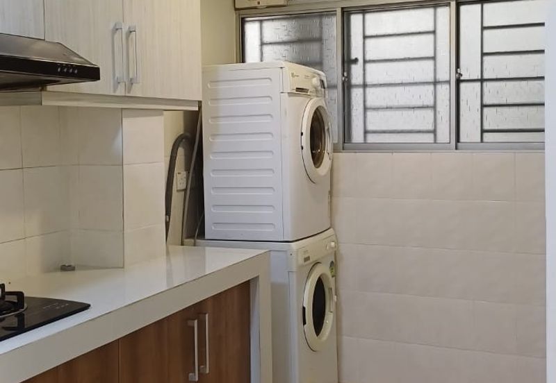 Residensi Bistaria, Ukay Bistari