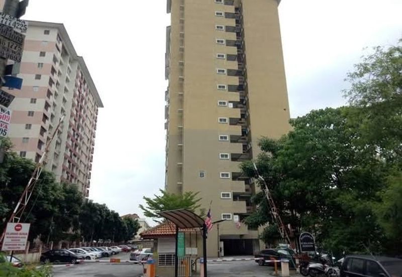 Putra Suria Residency Apartment