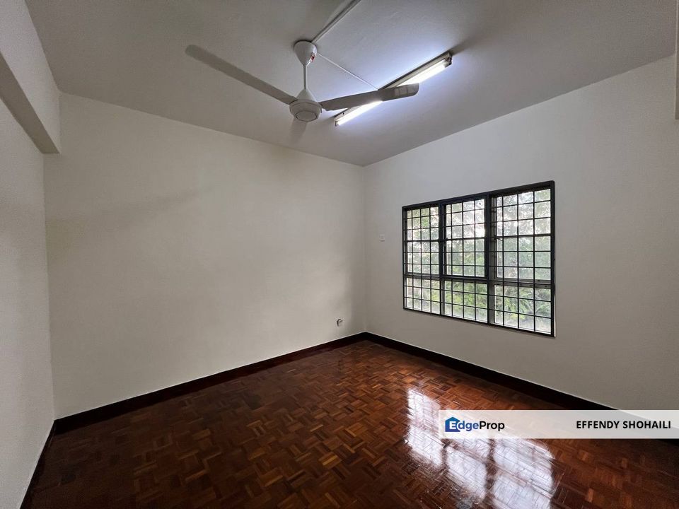 MEDAN HUJAN RAHMAT SHOP APARTMENT TAMAN OUG, Kuala Lumpur, Taman OUG