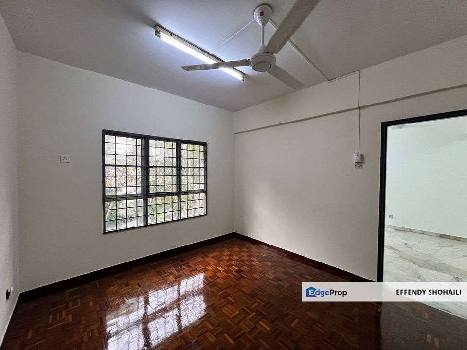 MEDAN HUJAN RAHMAT SHOP APARTMENT TAMAN OUG, Kuala Lumpur, Taman OUG