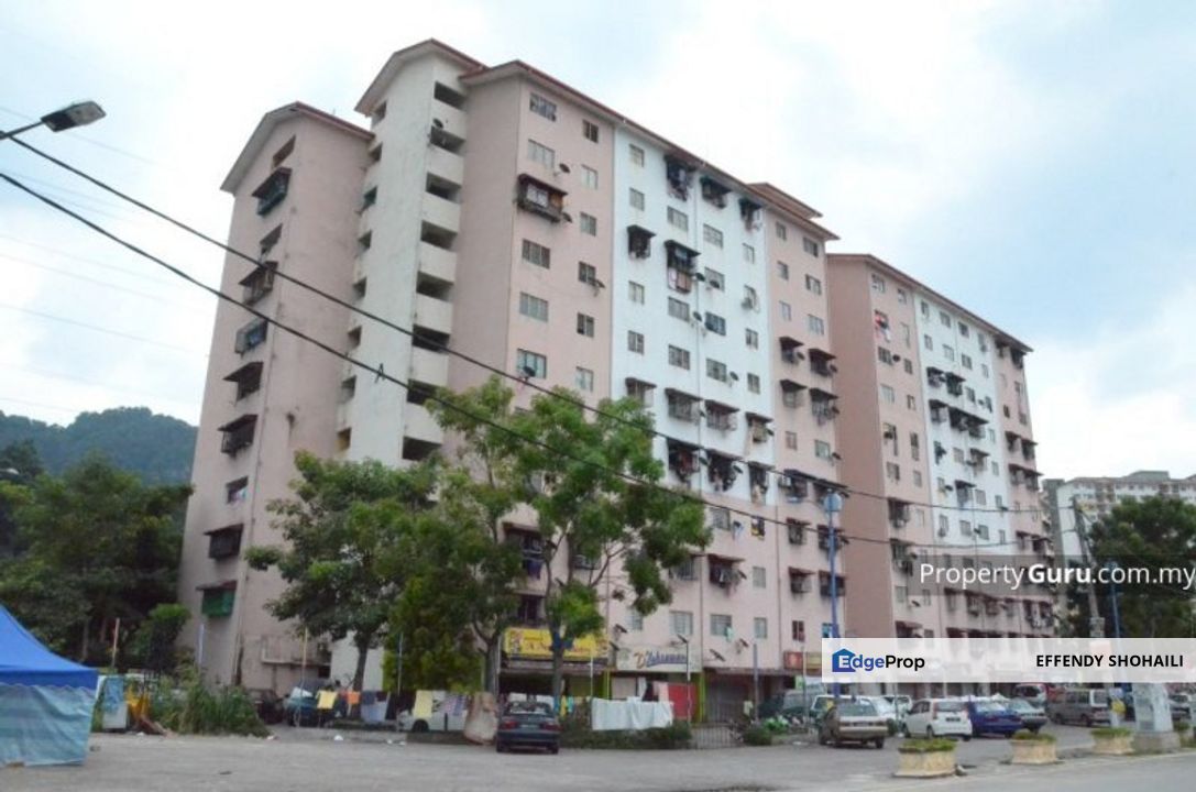 PANGSAPURI LAKSAMANA JAYA BATU CAVES, Selangor, Batu Caves 