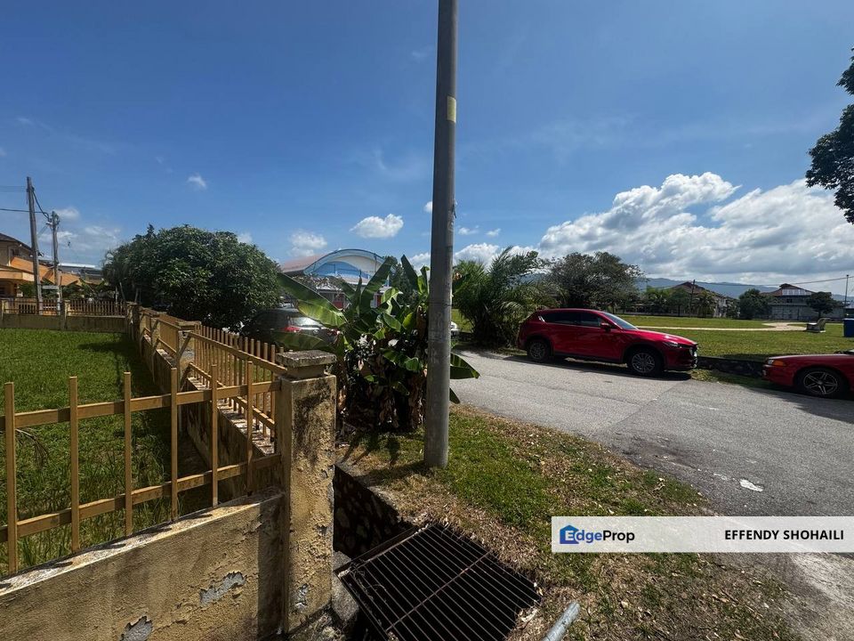 TAMAN PELANGI SEMENYIH CORNER LOT, Selangor, Semenyih