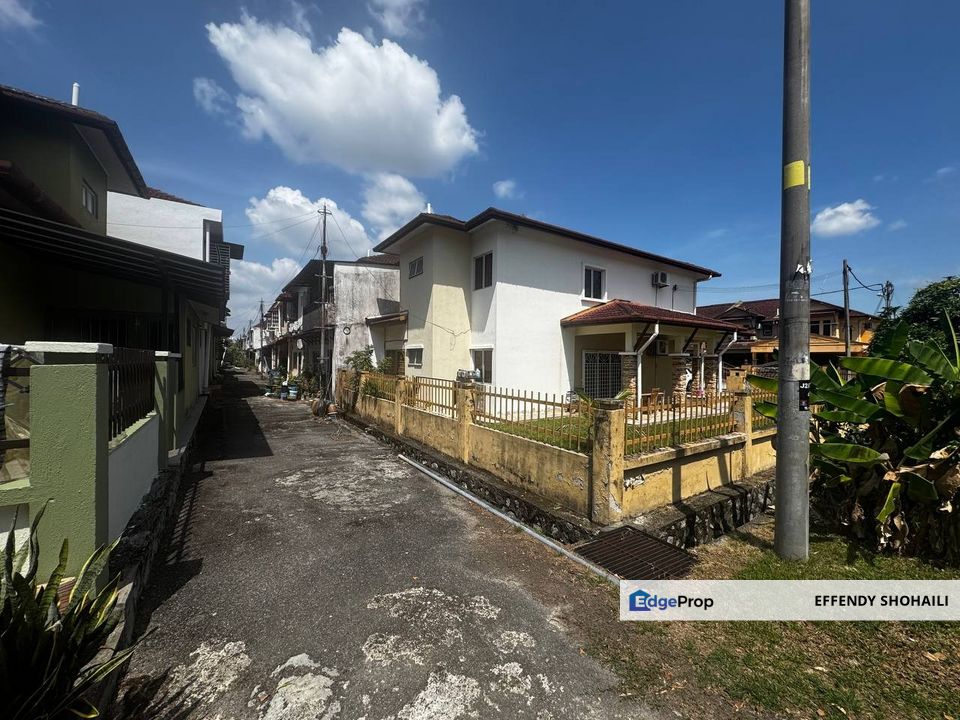 TAMAN PELANGI SEMENYIH CORNER LOT, Selangor, Semenyih