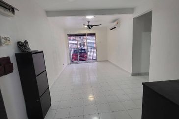 Villa Court @ Goodview Height