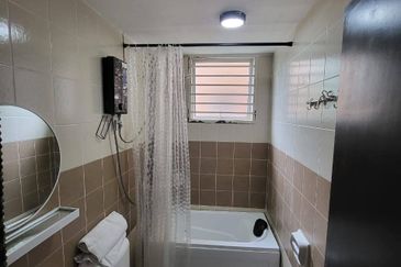 Villa Court @ Goodview Height