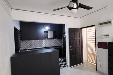 Villa Court @ Goodview Height