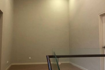 TAMAN BUKIT CHEMARA(CHEMARA HILL)