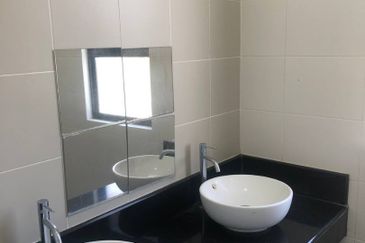 TAMAN BUKIT CHEMARA(CHEMARA HILL)