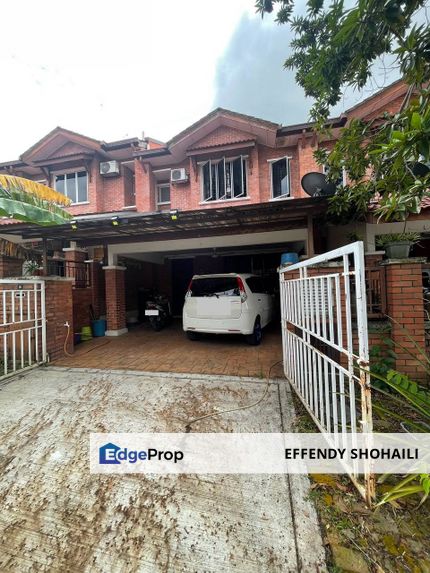 TAMAN ALAM BUDIMAN DOUBLE STOREY SHAH ALAM, Selangor, Shah Alam